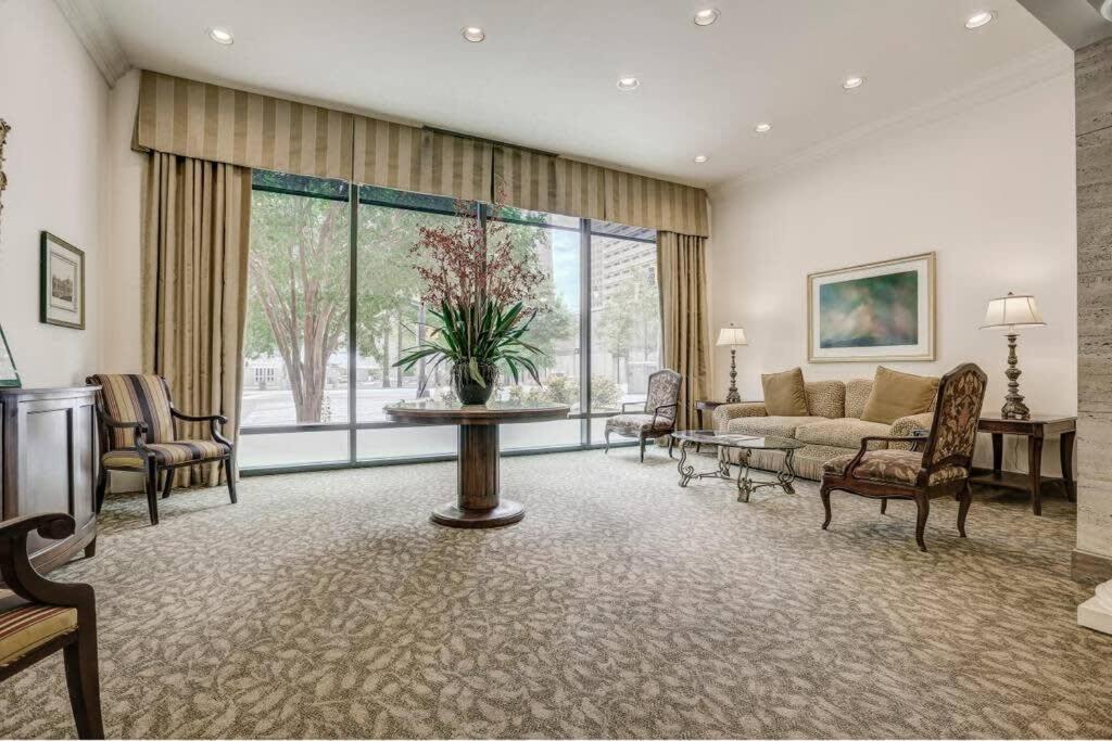 Entire Condo! Downtown! 24 Concierge! Pt9B Atlanta Exterior photo